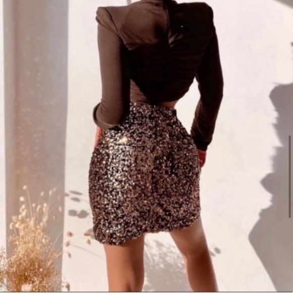 NWT ZARA SEQUINS MINI SKIRT Gold XS - Picture 6 of 14
